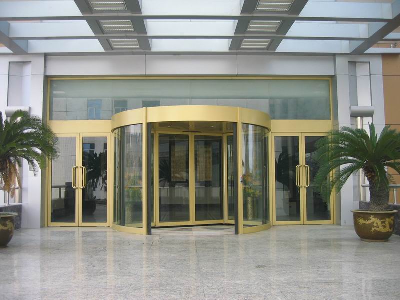 revolving door4